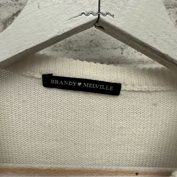 BRANDY Melville argyle‎ sweater women’s size medium - Picture 4 of 4